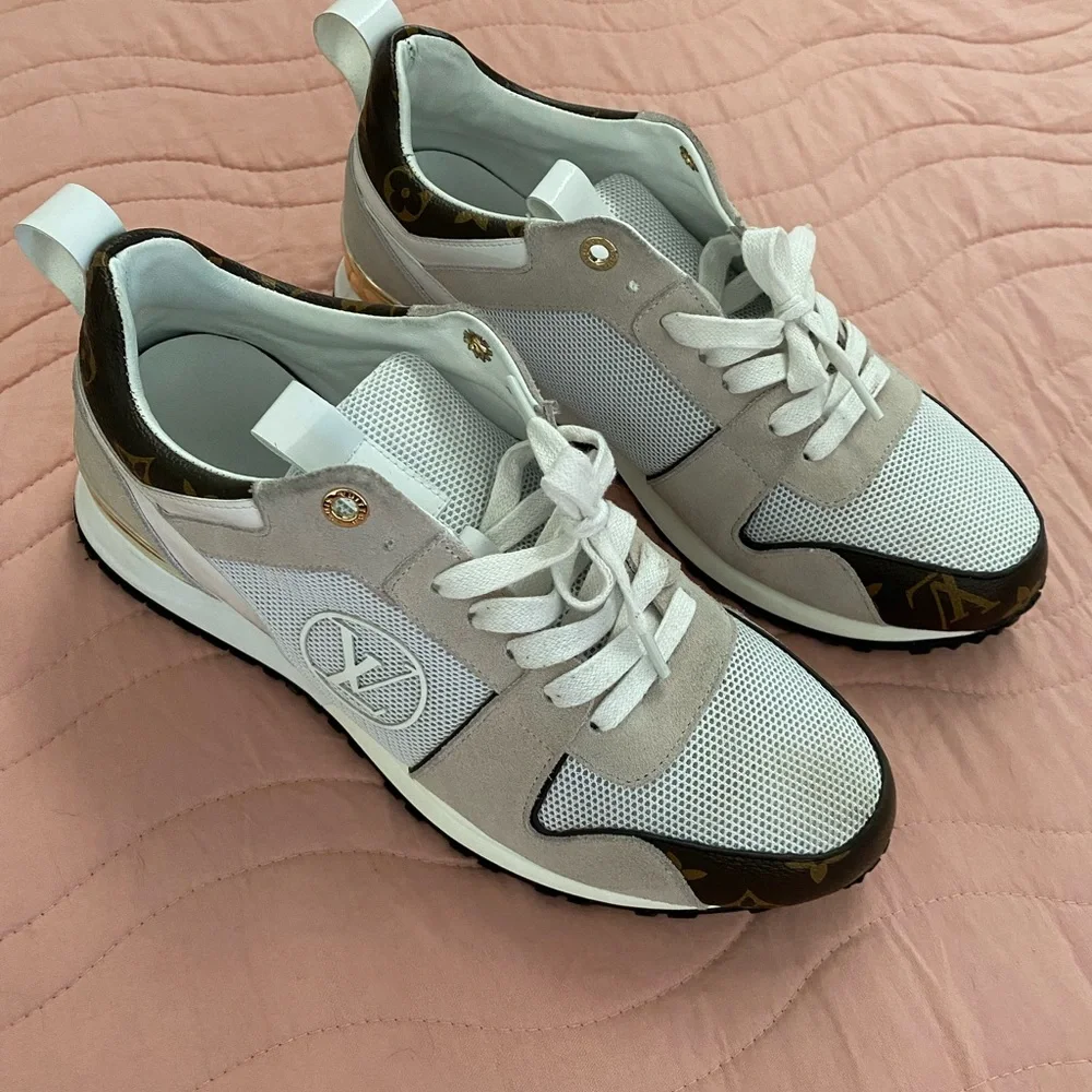 Louis Vuitton sneakers - Picture 2 of 4